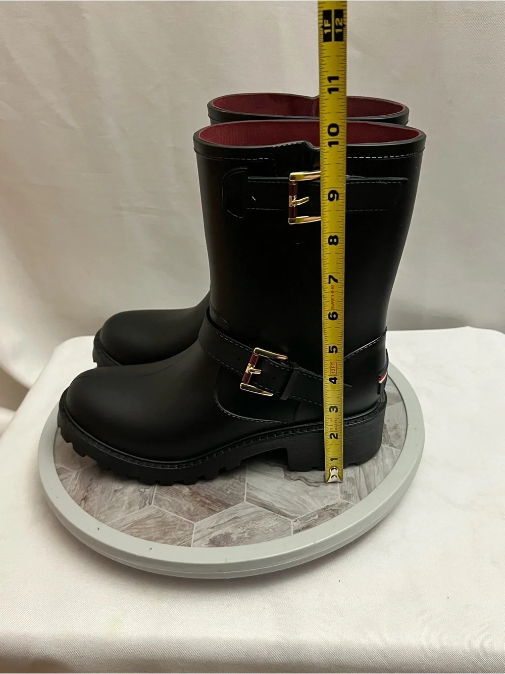 Tommy Hilfiger Women’s Black Buckle Rain Boots Moto Lug Sole Size 6M